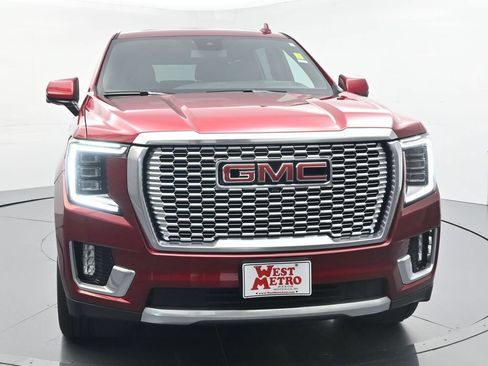 Used 2023 GMC Yukon XL Denali AWD/4WD image 28