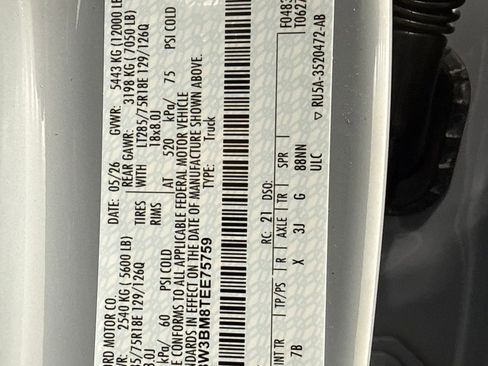 New 2026 Ford F350 Platinum w/ Tremor Off-Road Package AWD/4WD image 23
