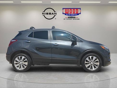 Used 2018 Buick Encore Preferred AWD/4WD image 2