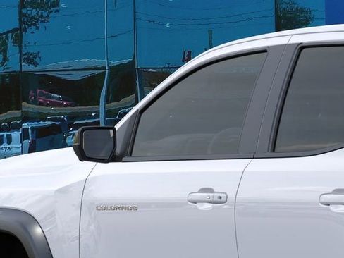New 2026 Chevrolet Colorado ZR2 w/ Technology Package AWD/4WD image 12