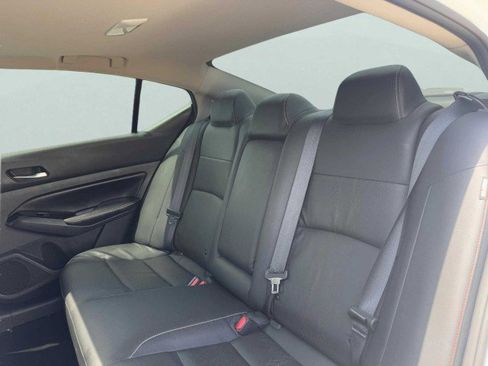 Used 2023 Nissan Altima 2.5 SR w/ SR Premium Package image 26