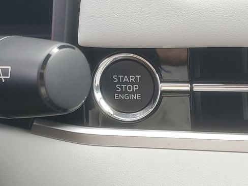 New 2026 Mitsubishi Outlander SE AWD/4WD image 29