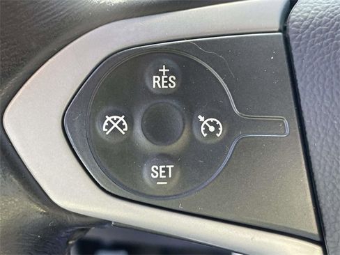 Used 2015 Chevrolet Colorado LT w/ LT Convenience Package image 22