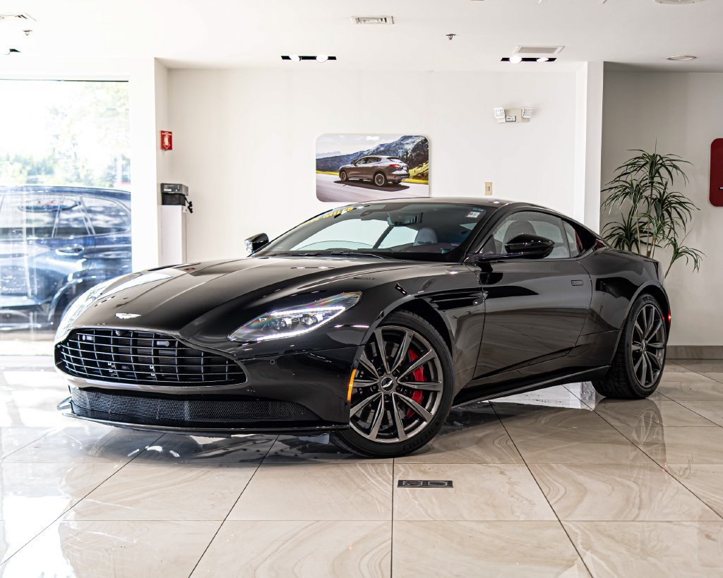 Used 2018 Aston Martin DB11 Coupe RWD image 1