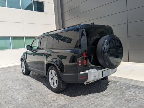 New 2025 Land Rover Defender 130 S image 6