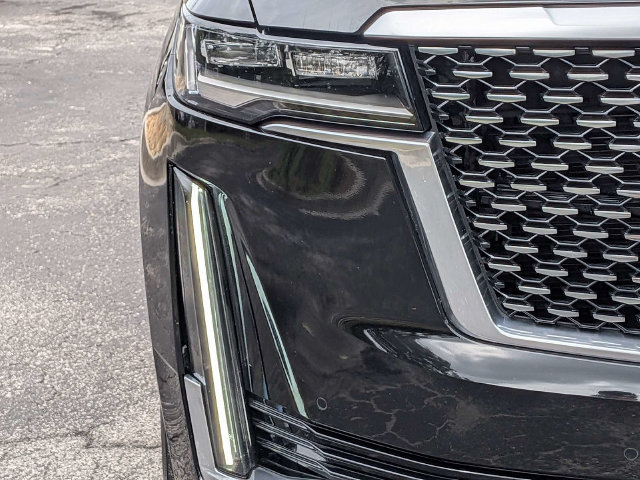 Used 2023 Cadillac Escalade Premium Luxury w/ LPO, Floor Liner Package AWD/4WD image 9