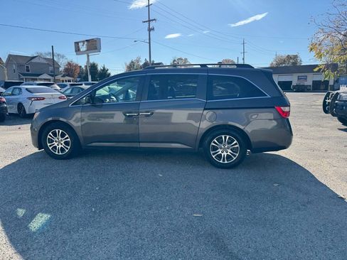 Used 2011 Honda Odyssey EX image 24