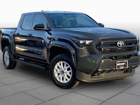 Used 2025 Toyota Tacoma SR RWD image 3