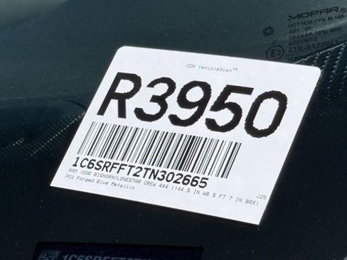 New 2026 RAM 1500 4x4 Crew Cab image 31