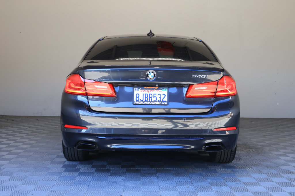 Used 2019 BMW 540i w/ Convenience Package RWD image 11