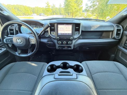 Used 2024 RAM 2500 Tradesman w/ Chrome Appearance Group image 22