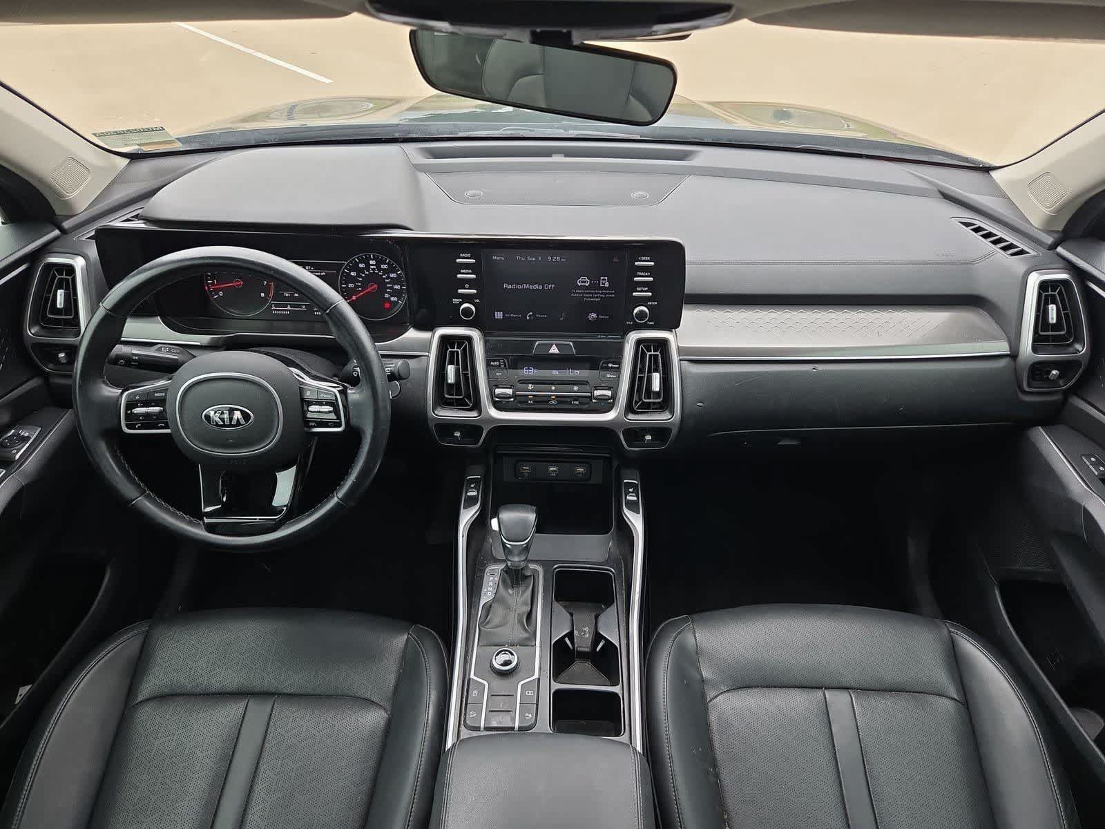Certified 2021 Kia Sorento S w/ Panoramic Sunroof Package FWD image 13