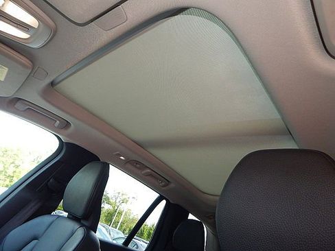 Certified 2024 Volvo XC90 B6 Plus w/ Protection Package Premier image 18