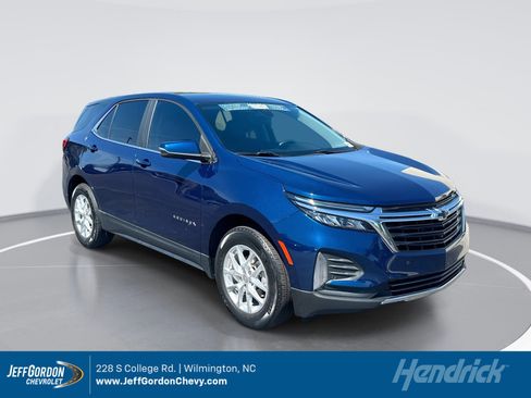 Used 2022 Chevrolet Equinox LT FWD image 1