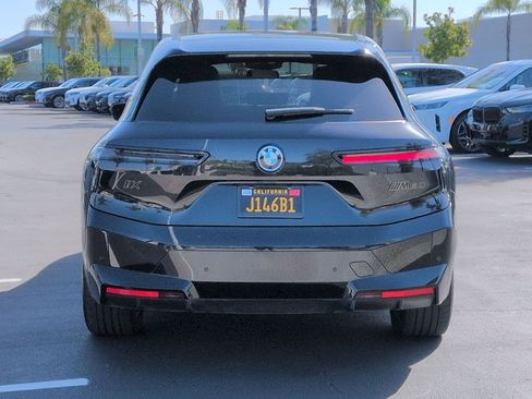Used 2025 BMW iX M60 image 9