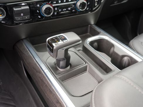 Used 2022 Chevrolet Silverado 1500 LTZ w/ LTZ Premium Package image 27