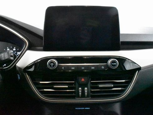 Used 2021 Ford Escape SE w/ Cold Weather Package image 21