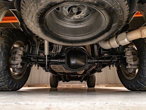 Used 2023 Ford F250 Lariat w/ Sport Appearance Package image 14