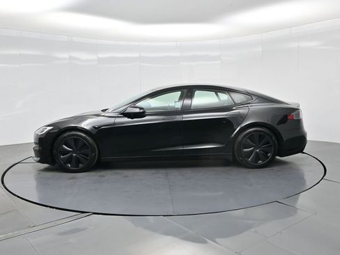 Used 2021 Tesla Model S Plaid image 10