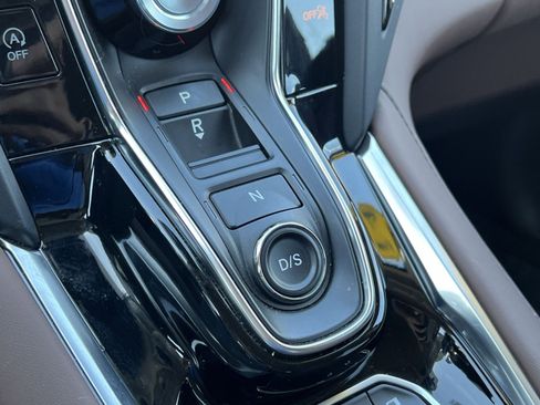 Certified 2025 Acura RDX SH-AWD w/ Advance Package image 19