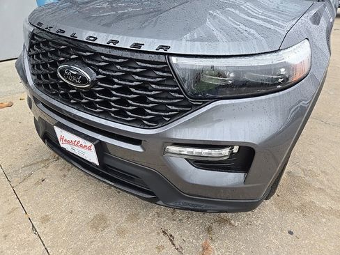 Used 2022 Ford Explorer ST-Line image 17
