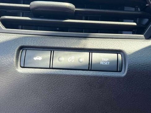 Used 2025 Nissan Altima 2.5 SR AWD/4WD image 22