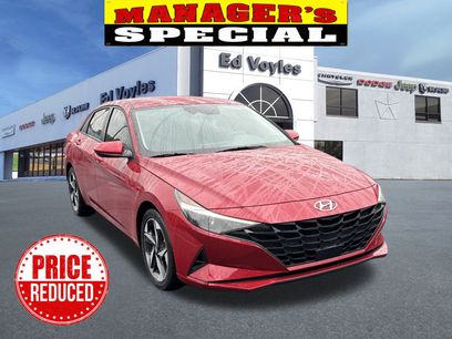 Used 2023 Hyundai Elantra SEL w/ Convenience Package