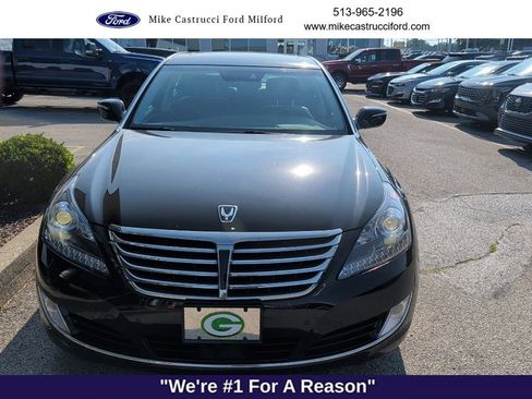 Used 2014 Hyundai Equus Signature RWD image 3