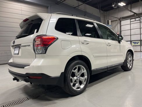 Used 2018 Subaru Forester 2.5i Touring w/ Popular Package #3B AWD/4WD image 7