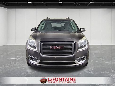 Used 2015 GMC Acadia SLE image 3