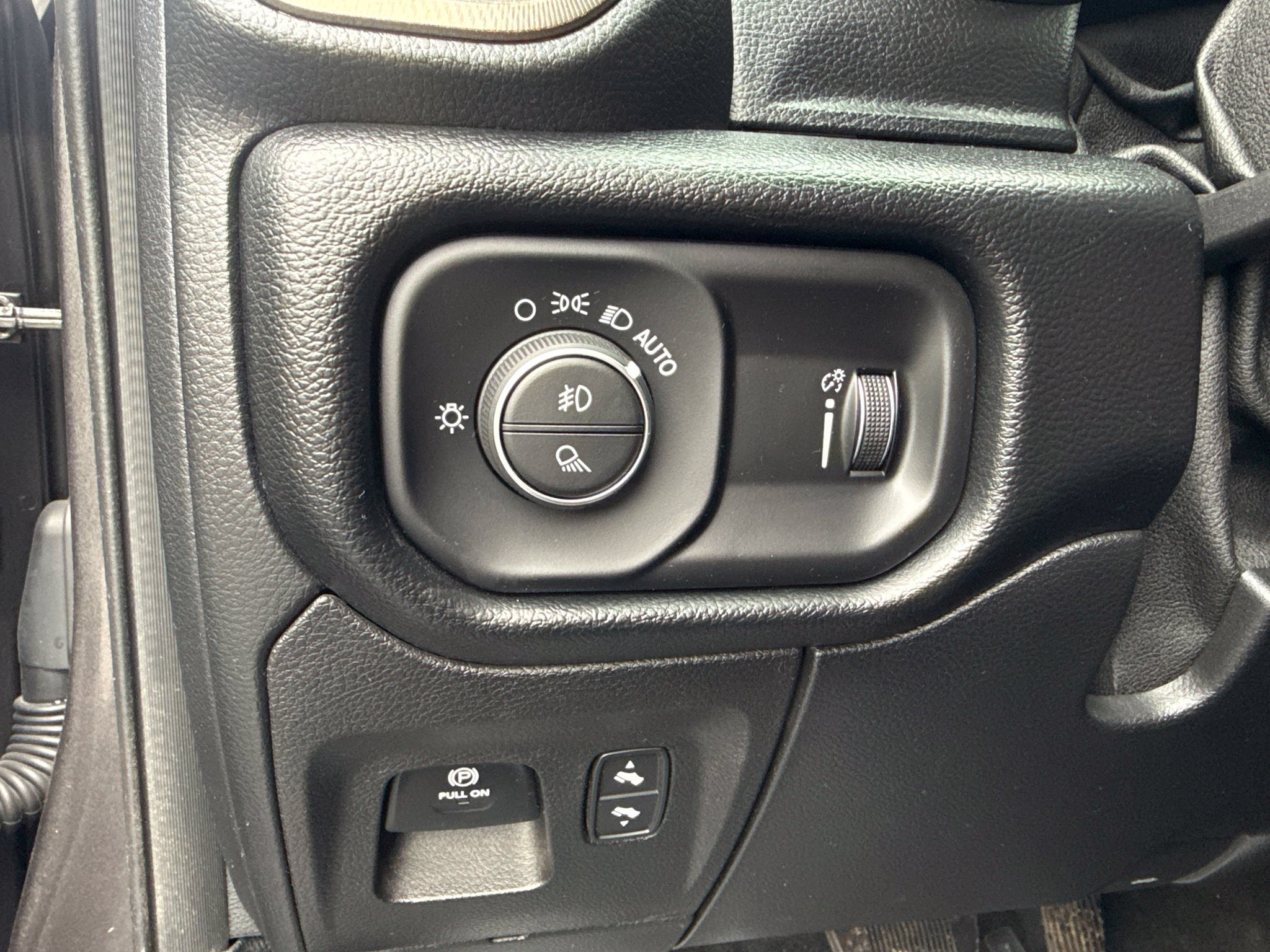 Used 2021 RAM 1500 Rebel w/ Level 2 Equipment Group AWD/4WD image 21