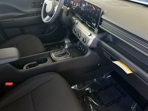 New 2026 Hyundai Kona SE FWD image 17