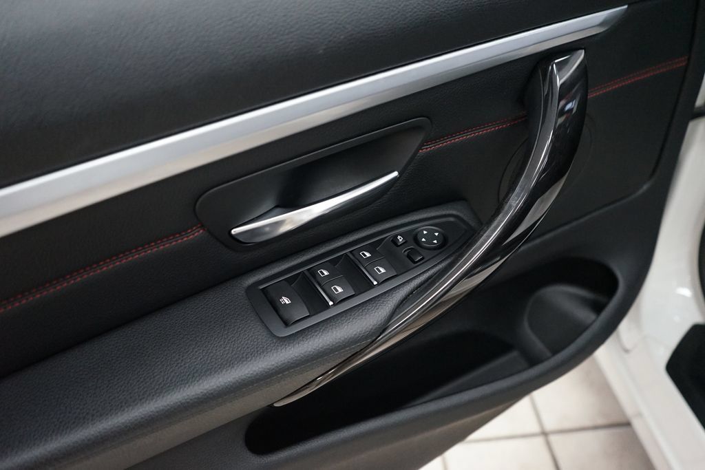 Used 2018 BMW 430i xDrive Convertible AWD/4WD image 29