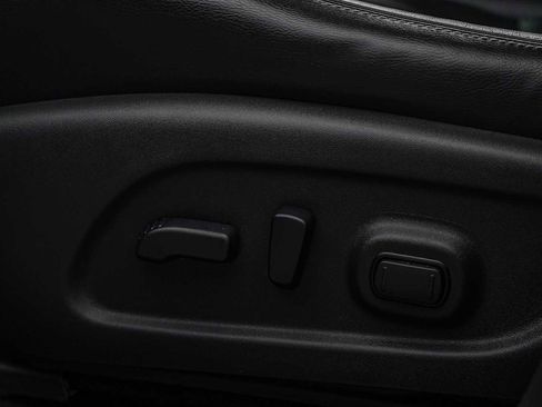 Used 2016 Nissan Murano Platinum image 24