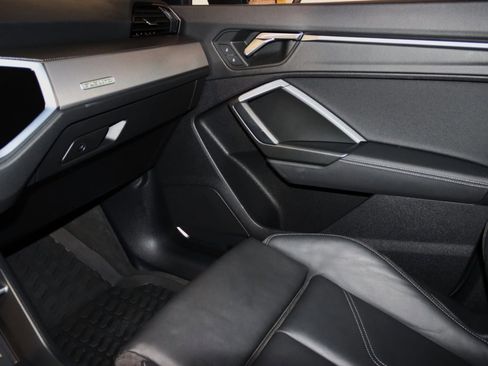 Used 2021 Audi Q3 2.0T Premium Plus w/ Premium Plus Package image 50