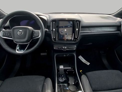 New 2024 Volvo XC40 Recharge Ultimate w/ Protection Package Premier RWD image 7