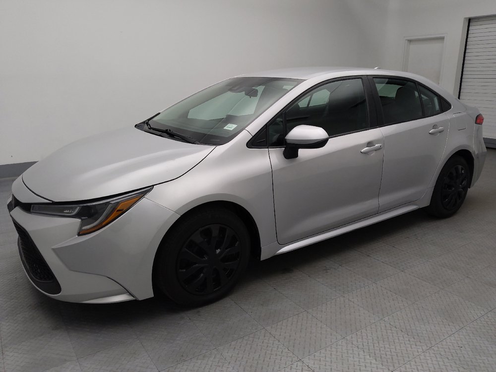 Used 2022 Toyota Corolla LE FWD image 2
