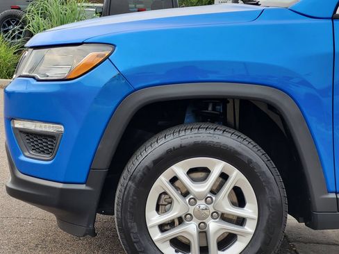 Used 2021 Jeep Compass Sport AWD/4WD image 10