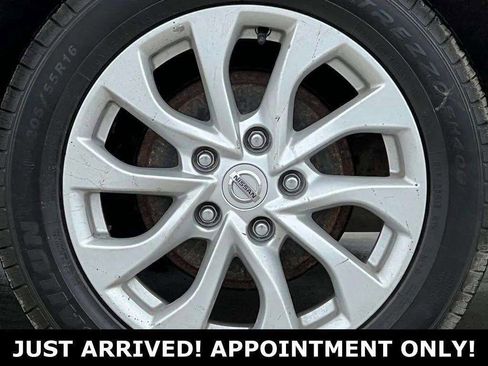 Used 2019 Nissan Sentra SV image 30