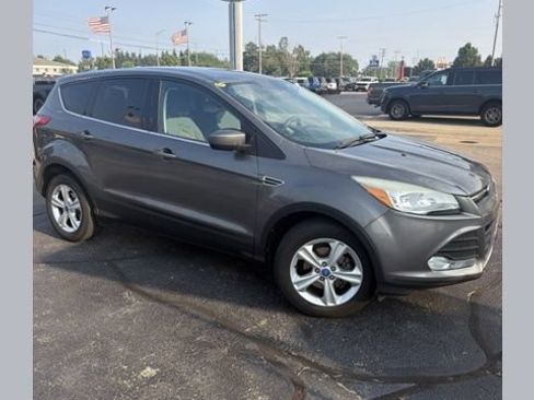 Used 2013 Ford Escape SE FWD image 1