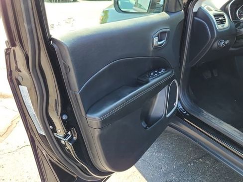 Used 2019 Jeep Compass High Altitude AWD/4WD image 7