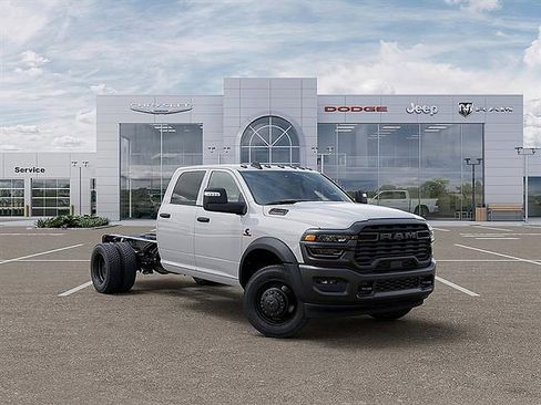 New 2026 RAM 4500 Tradesman AWD/4WD image 5