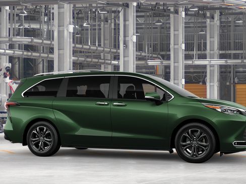 New 2026 Toyota Sienna Platinum AWD/4WD image 15