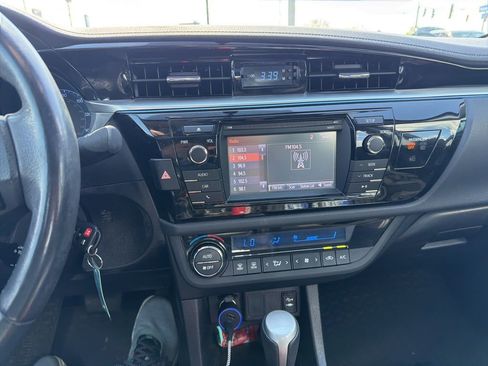 Used 2016 Toyota Corolla S image 10