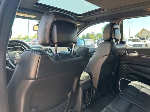 Used 2015 Jeep Grand Cherokee High Altitude AWD/4WD image 22