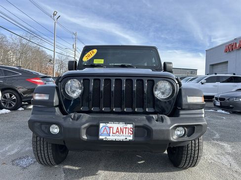 Used 2018 Jeep Wrangler Unlimited Sport image 2