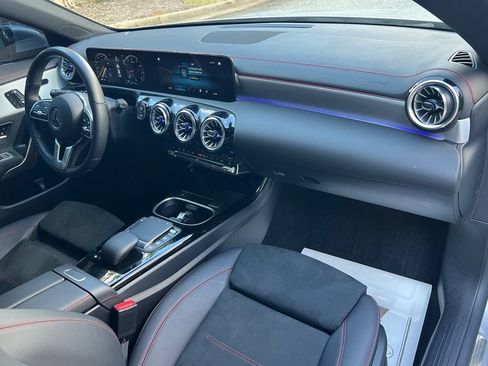 Used 2023 Mercedes-Benz CLA 250 4MATIC image 16