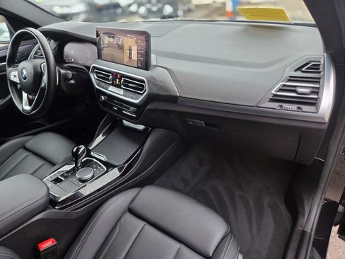 Used 2025 BMW X4 xDrive30i image 23