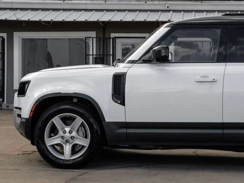Used 2020 Land Rover Defender 110 SE AWD/4WD image 16