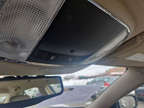 Used 2013 Chrysler 300 RWD image 21